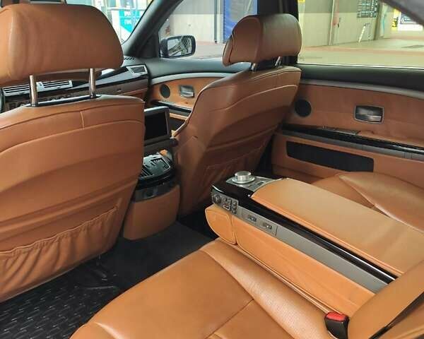 Черный БМВ 7 Серия, объемом двигателя 4.8 л и пробегом 224 тыс. км за 14000 $, фото 7 на Automoto.ua