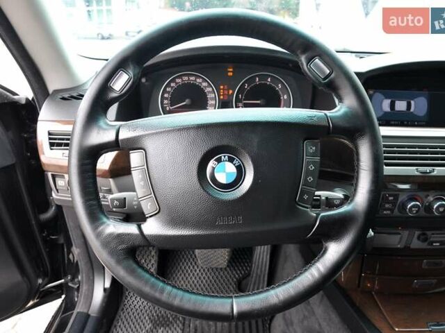 Черный БМВ 7 Серия, объемом двигателя 4.8 л и пробегом 270 тыс. км за 7400 $, фото 38 на Automoto.ua