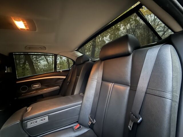 Черный БМВ 7 Серия, объемом двигателя 4.8 л и пробегом 262 тыс. км за 7350 $, фото 21 на Automoto.ua