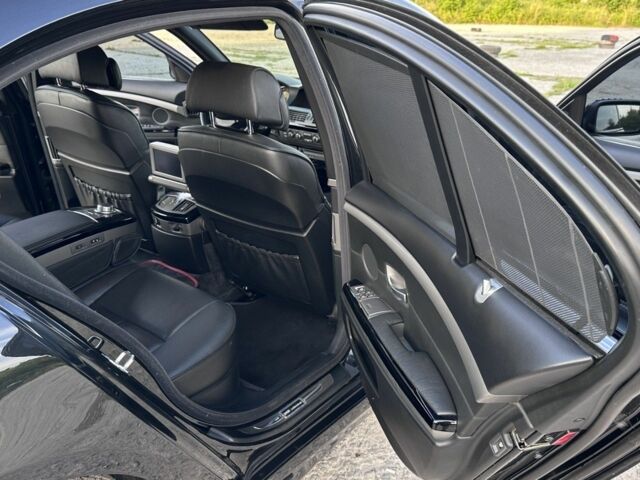 Чорний БМВ 7 Серія, об'ємом двигуна 4.8 л та пробігом 205 тис. км за 10000 $, фото 5 на Automoto.ua