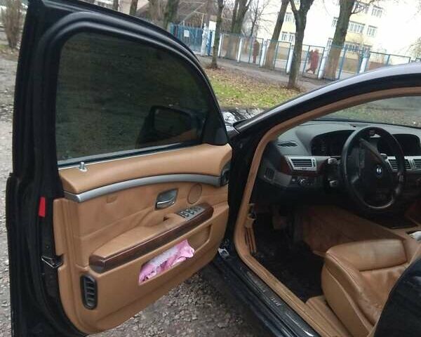 Чорний БМВ 7 Серія, об'ємом двигуна 3 л та пробігом 236 тис. км за 9799 $, фото 10 на Automoto.ua