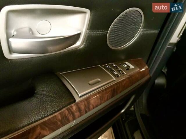 Черный БМВ 7 Серия, объемом двигателя 4.8 л и пробегом 283 тыс. км за 7000 $, фото 9 на Automoto.ua