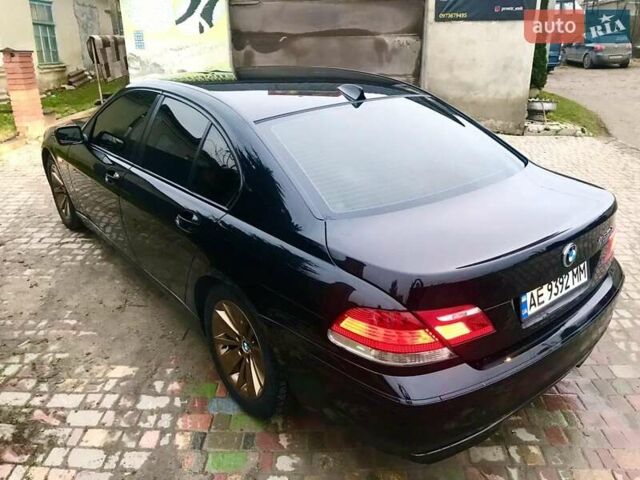 Черный БМВ 7 Серия, объемом двигателя 4.8 л и пробегом 283 тыс. км за 7000 $, фото 24 на Automoto.ua