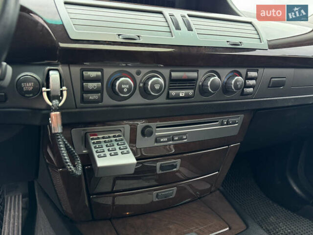 Чорний БМВ 7 Серія, об'ємом двигуна 2.99 л та пробігом 356 тис. км за 8800 $, фото 24 на Automoto.ua