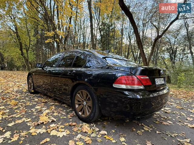 Черный БМВ 7 Серия, объемом двигателя 4.8 л и пробегом 270 тыс. км за 7350 $, фото 9 на Automoto.ua