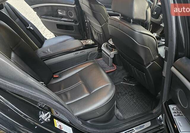 Чорний БМВ 7 Серія, об'ємом двигуна 4.8 л та пробігом 207 тис. км за 9999 $, фото 33 на Automoto.ua