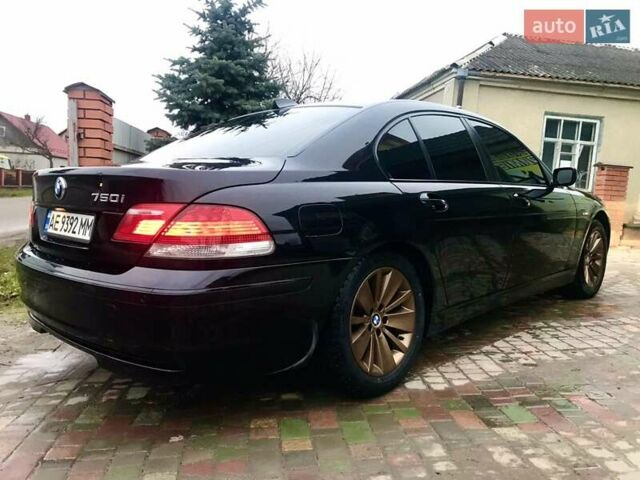 Черный БМВ 7 Серия, объемом двигателя 4.8 л и пробегом 283 тыс. км за 7000 $, фото 26 на Automoto.ua