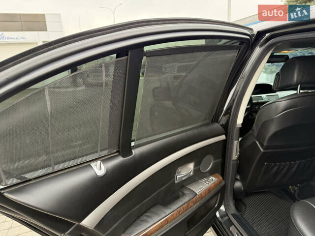 Черный БМВ 7 Серия, объемом двигателя 4.8 л и пробегом 270 тыс. км за 6750 $, фото 18 на Automoto.ua