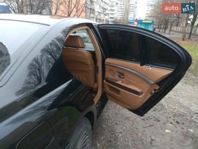 Чорний БМВ 7 Серія, об'ємом двигуна 3 л та пробігом 236 тис. км за 9799 $, фото 5 на Automoto.ua