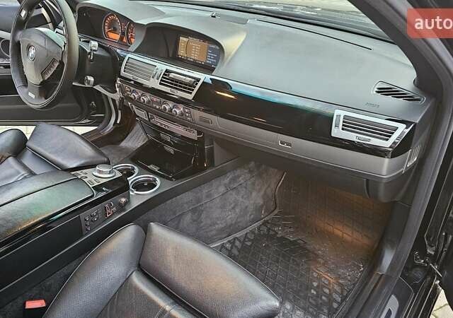 Чорний БМВ 7 Серія, об'ємом двигуна 4.8 л та пробігом 207 тис. км за 9999 $, фото 12 на Automoto.ua