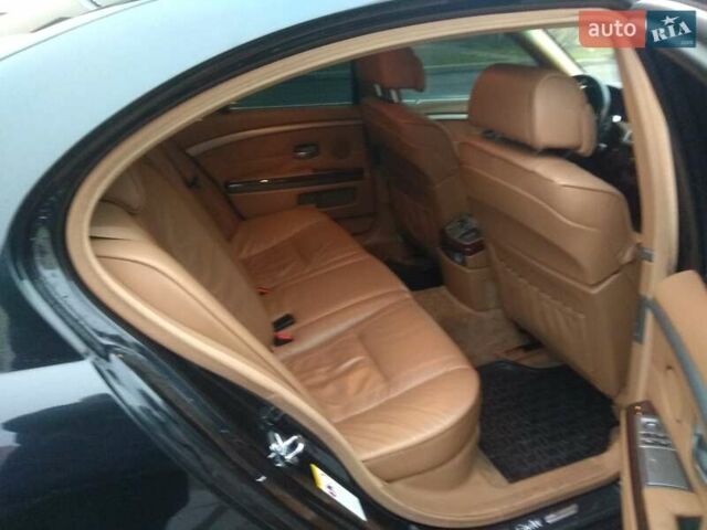 Чорний БМВ 7 Серія, об'ємом двигуна 3 л та пробігом 236 тис. км за 9799 $, фото 4 на Automoto.ua