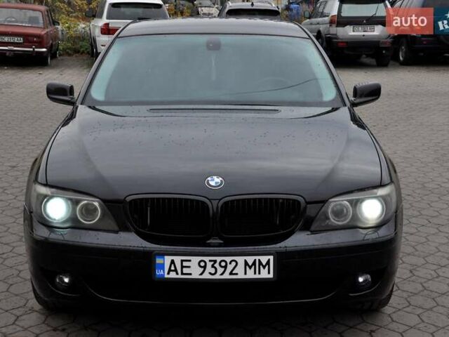 Черный БМВ 7 Серия, объемом двигателя 4.8 л и пробегом 270 тыс. км за 7400 $, фото 3 на Automoto.ua