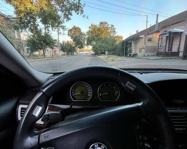 Черный БМВ 7 Серия, объемом двигателя 3 л и пробегом 360 тыс. км за 10500 $, фото 7 на Automoto.ua