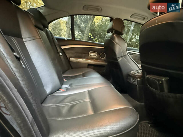 Черный БМВ 7 Серия, объемом двигателя 4.8 л и пробегом 270 тыс. км за 7350 $, фото 22 на Automoto.ua
