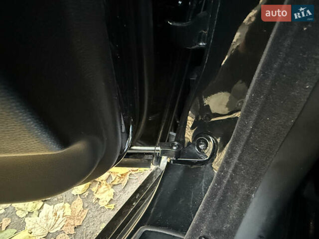 Черный БМВ 7 Серия, объемом двигателя 4.8 л и пробегом 270 тыс. км за 7350 $, фото 17 на Automoto.ua