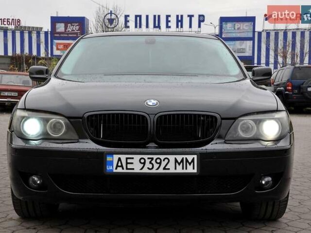 Черный БМВ 7 Серия, объемом двигателя 4.8 л и пробегом 270 тыс. км за 7400 $, фото 4 на Automoto.ua