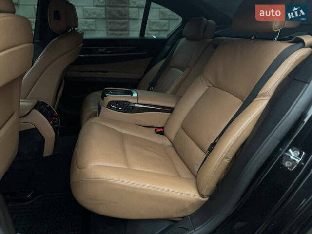 Чорний БМВ 7 Серія, об'ємом двигуна 2.99 л та пробігом 259 тис. км за 12999 $, фото 29 на Automoto.ua