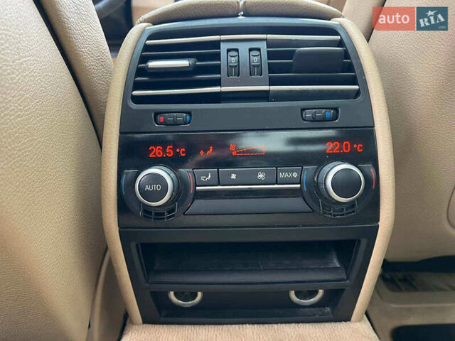 Черный БМВ 7 Серия, объемом двигателя 3 л и пробегом 298 тыс. км за 14290 $, фото 35 на Automoto.ua