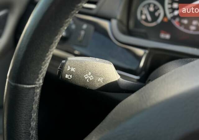 Чорний БМВ 7 Серія, об'ємом двигуна 4.4 л та пробігом 141 тис. км за 13500 $, фото 37 на Automoto.ua