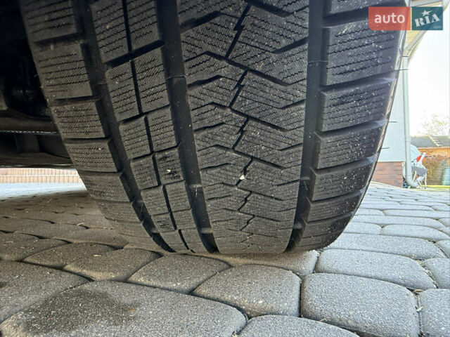 Чорний БМВ 7 Серія, об'ємом двигуна 2.98 л та пробігом 207 тис. км за 13999 $, фото 47 на Automoto.ua