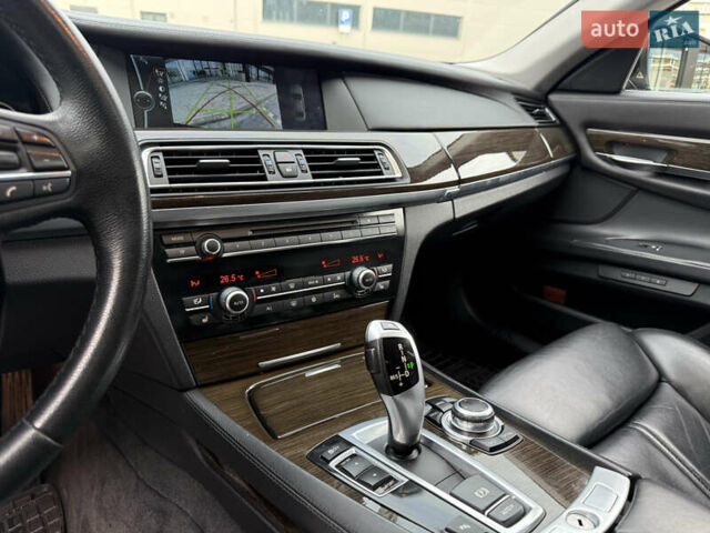 Чорний БМВ 7 Серія, об'ємом двигуна 2.98 л та пробігом 207 тис. км за 13999 $, фото 38 на Automoto.ua