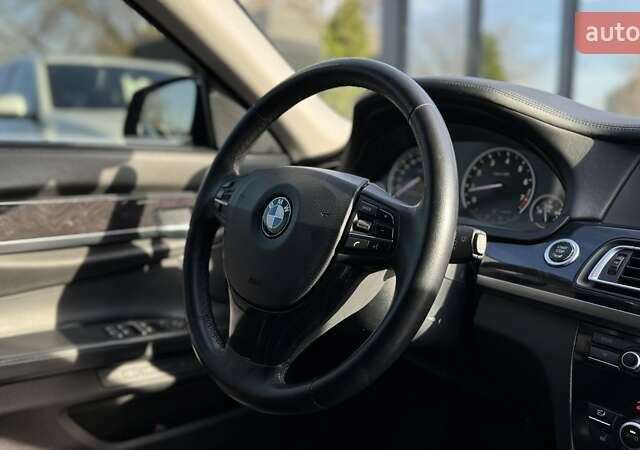 Чорний БМВ 7 Серія, об'ємом двигуна 4.4 л та пробігом 141 тис. км за 13500 $, фото 27 на Automoto.ua