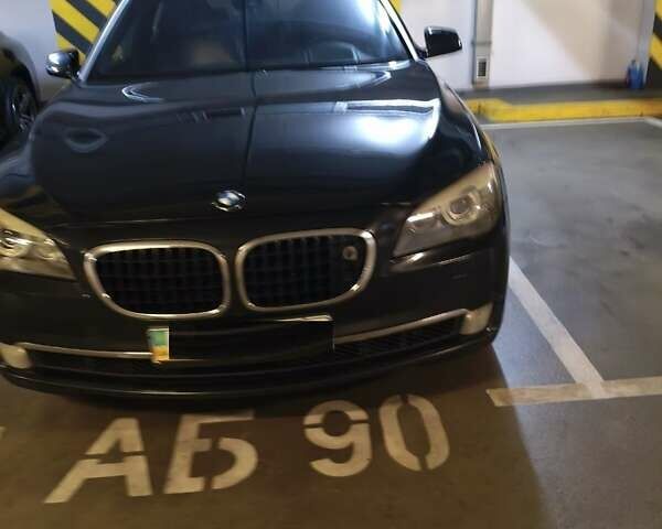 Черный БМВ 7 Серия, объемом двигателя 4.4 л и пробегом 276 тыс. км за 9300 $, фото 3 на Automoto.ua