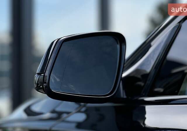 Чорний БМВ 7 Серія, об'ємом двигуна 4.4 л та пробігом 141 тис. км за 13500 $, фото 9 на Automoto.ua