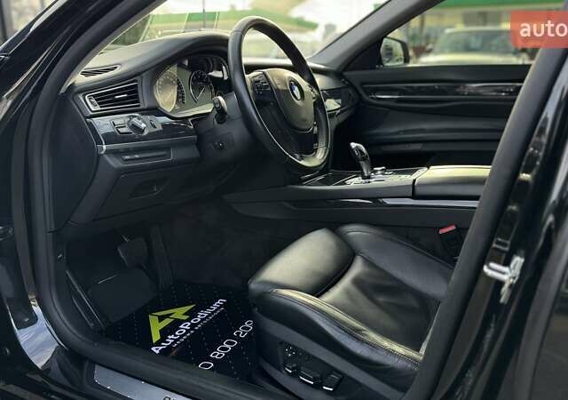 Чорний БМВ 7 Серія, об'ємом двигуна 4.4 л та пробігом 141 тис. км за 13500 $, фото 13 на Automoto.ua