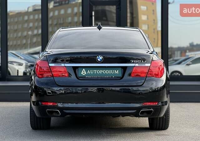 Чорний БМВ 7 Серія, об'ємом двигуна 4.4 л та пробігом 141 тис. км за 13500 $, фото 5 на Automoto.ua