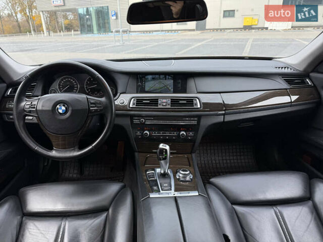 Чорний БМВ 7 Серія, об'ємом двигуна 2.98 л та пробігом 207 тис. км за 13999 $, фото 40 на Automoto.ua