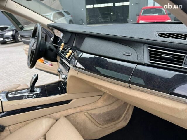 Черный БМВ 7 Серия, объемом двигателя 3 л и пробегом 298 тыс. км за 14290 $, фото 39 на Automoto.ua