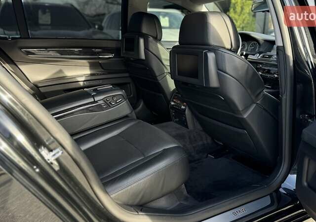 Чорний БМВ 7 Серія, об'ємом двигуна 4.4 л та пробігом 141 тис. км за 13500 $, фото 20 на Automoto.ua