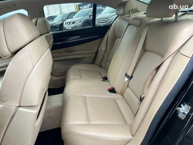 Черный БМВ 7 Серия, объемом двигателя 3 л и пробегом 298 тыс. км за 14290 $, фото 33 на Automoto.ua