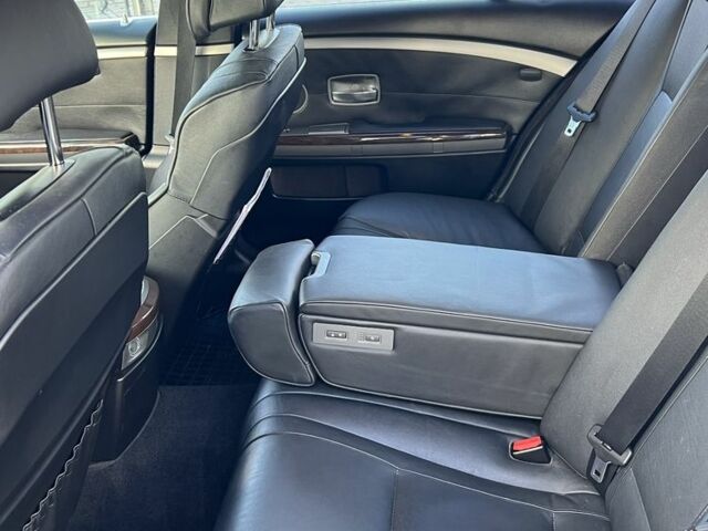 Черный БМВ 7 Серия, объемом двигателя 3 л и пробегом 514 тыс. км за 6500 $, фото 14 на Automoto.ua