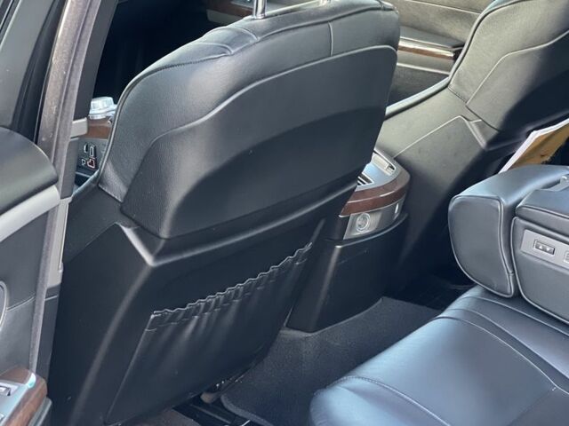 Черный БМВ 7 Серия, объемом двигателя 3 л и пробегом 514 тыс. км за 6500 $, фото 13 на Automoto.ua