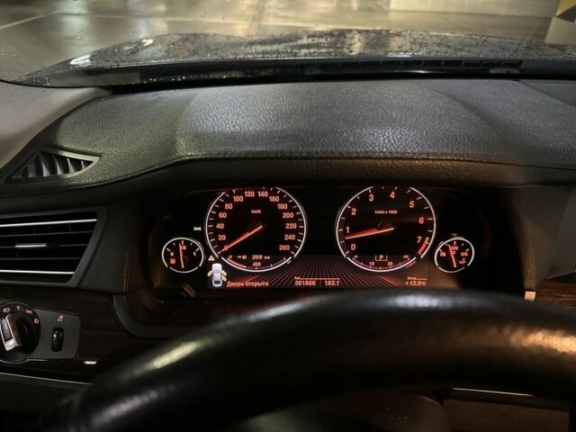 Черный БМВ 7 Серия, объемом двигателя 3 л и пробегом 300 тыс. км за 17000 $, фото 4 на Automoto.ua