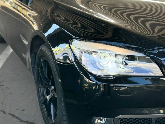 Черный БМВ 7 Серия, объемом двигателя 0 л и пробегом 201 тыс. км за 12999 $, фото 2 на Automoto.ua