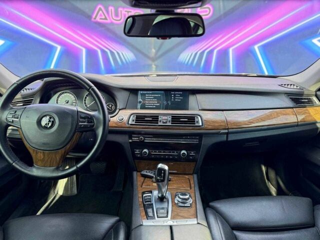 БМВ 7 Серия 2009 в Запорожье на Automoto.ua Черный БМВ 7 Серия, объемом двигателя 3 л и пробегом 201 тыс. км за 13499 $, фото 10 на Automoto.ua