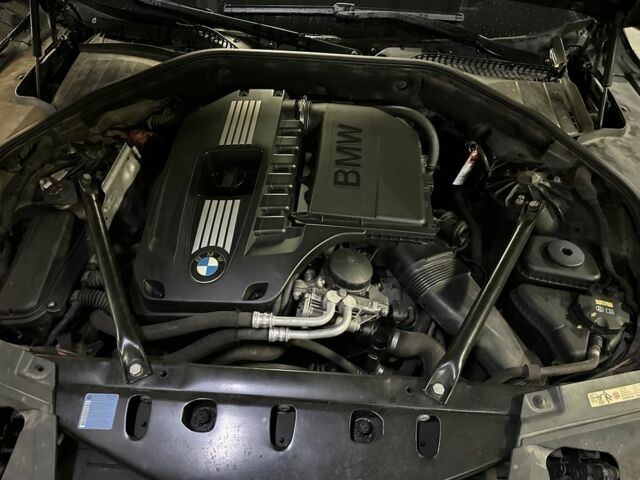 Черный БМВ 7 Серия, объемом двигателя 3 л и пробегом 300 тыс. км за 17000 $, фото 3 на Automoto.ua