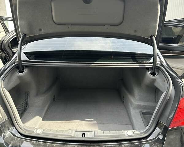 Черный БМВ 7 Серия, объемом двигателя 2.99 л и пробегом 311 тыс. км за 14300 $, фото 22 на Automoto.ua