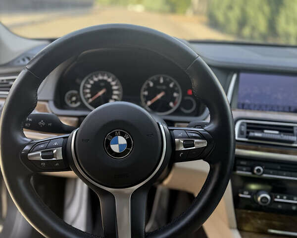 Черный БМВ 7 Серия, объемом двигателя 2.99 л и пробегом 390 тыс. км за 14000 $, фото 8 на Automoto.ua