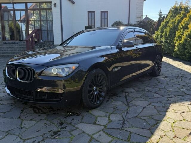 Черный БМВ 7 Серия, объемом двигателя 4.4 л и пробегом 300 тыс. км за 9990 $, фото 2 на Automoto.ua