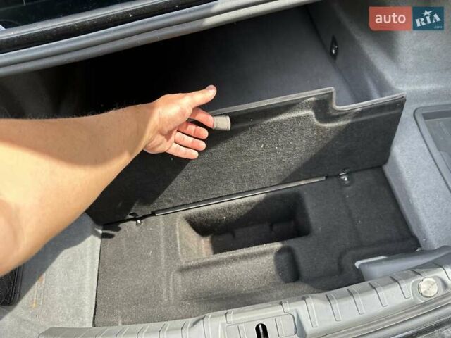 Чорний БМВ 7 Серія, об'ємом двигуна 2.99 л та пробігом 311 тис. км за 14500 $, фото 26 на Automoto.ua