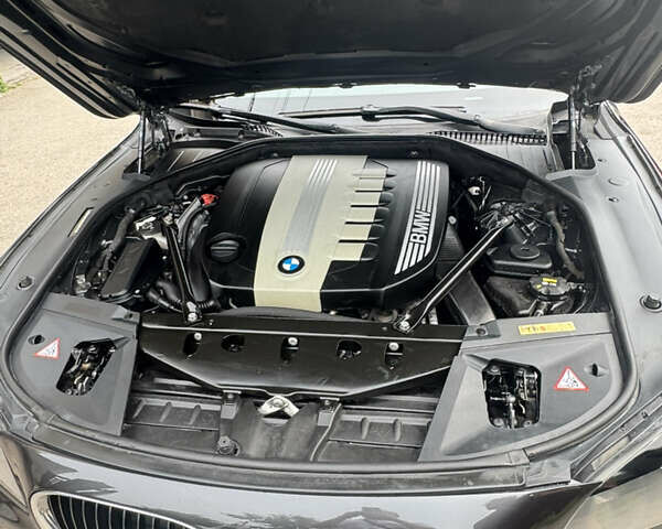 Черный БМВ 7 Серия, объемом двигателя 2.99 л и пробегом 360 тыс. км за 17500 $, фото 3 на Automoto.ua