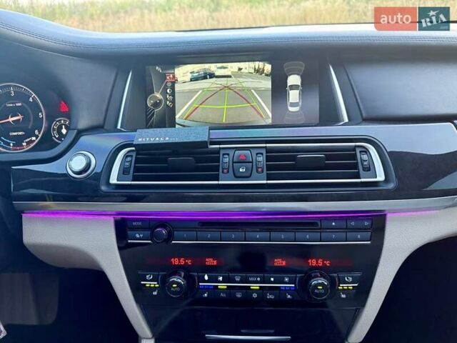 Черный БМВ 7 Серия, объемом двигателя 2.99 л и пробегом 299 тыс. км за 18499 $, фото 34 на Automoto.ua