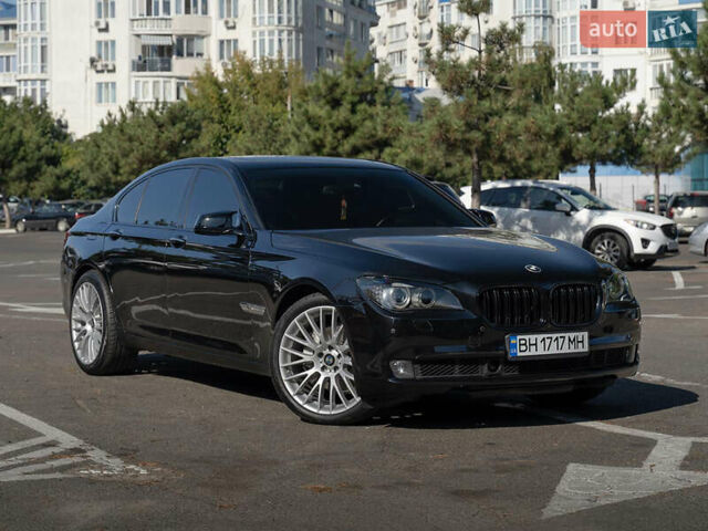 Черный БМВ 7 Серия, объемом двигателя 2.99 л и пробегом 372 тыс. км за 18550 $, фото 5 на Automoto.ua