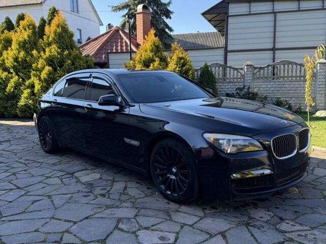 Черный БМВ 7 Серия, объемом двигателя 4.4 л и пробегом 300 тыс. км за 9990 $, фото 3 на Automoto.ua