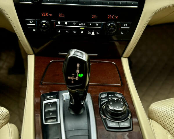 Черный БМВ 7 Серия, объемом двигателя 4.4 л и пробегом 158 тыс. км за 16700 $, фото 24 на Automoto.ua