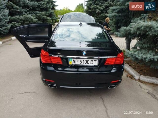 Черный БМВ 7 Серия, объемом двигателя 4.39 л и пробегом 32 тыс. км за 31990 $, фото 12 на Automoto.ua